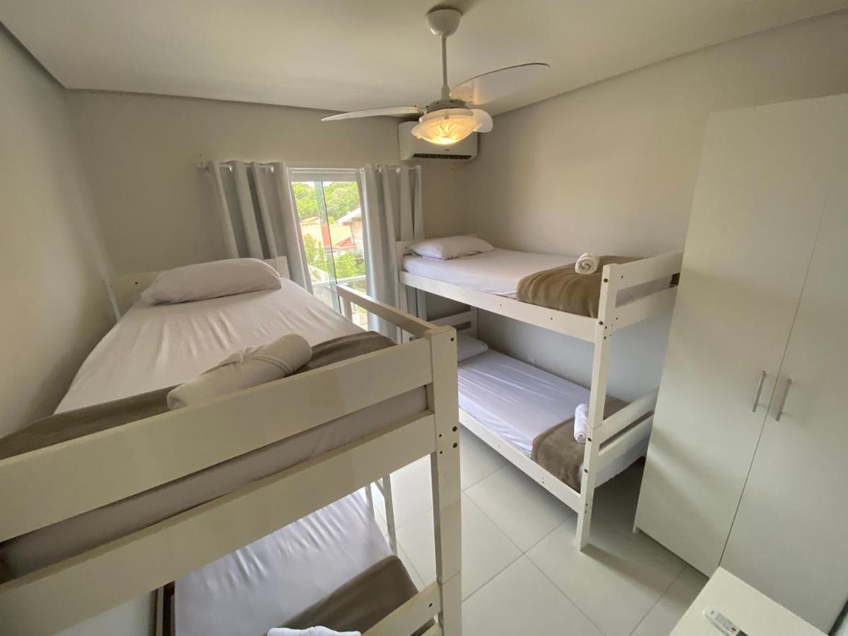 Parada Beach Apartamentos ฟลอเรียนอโปลิส ภายนอก รูปภาพ