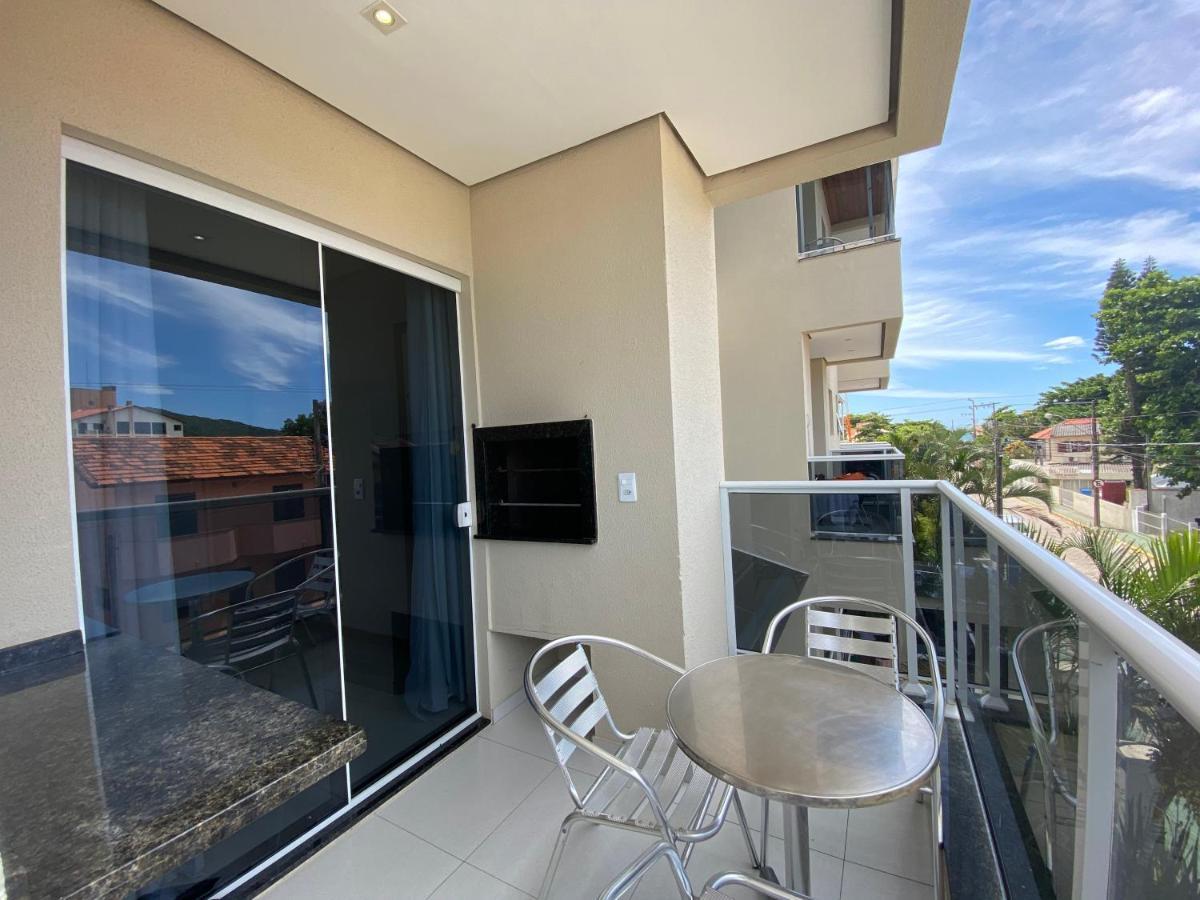 Parada Beach Apartamentos ฟลอเรียนอโปลิส ภายนอก รูปภาพ